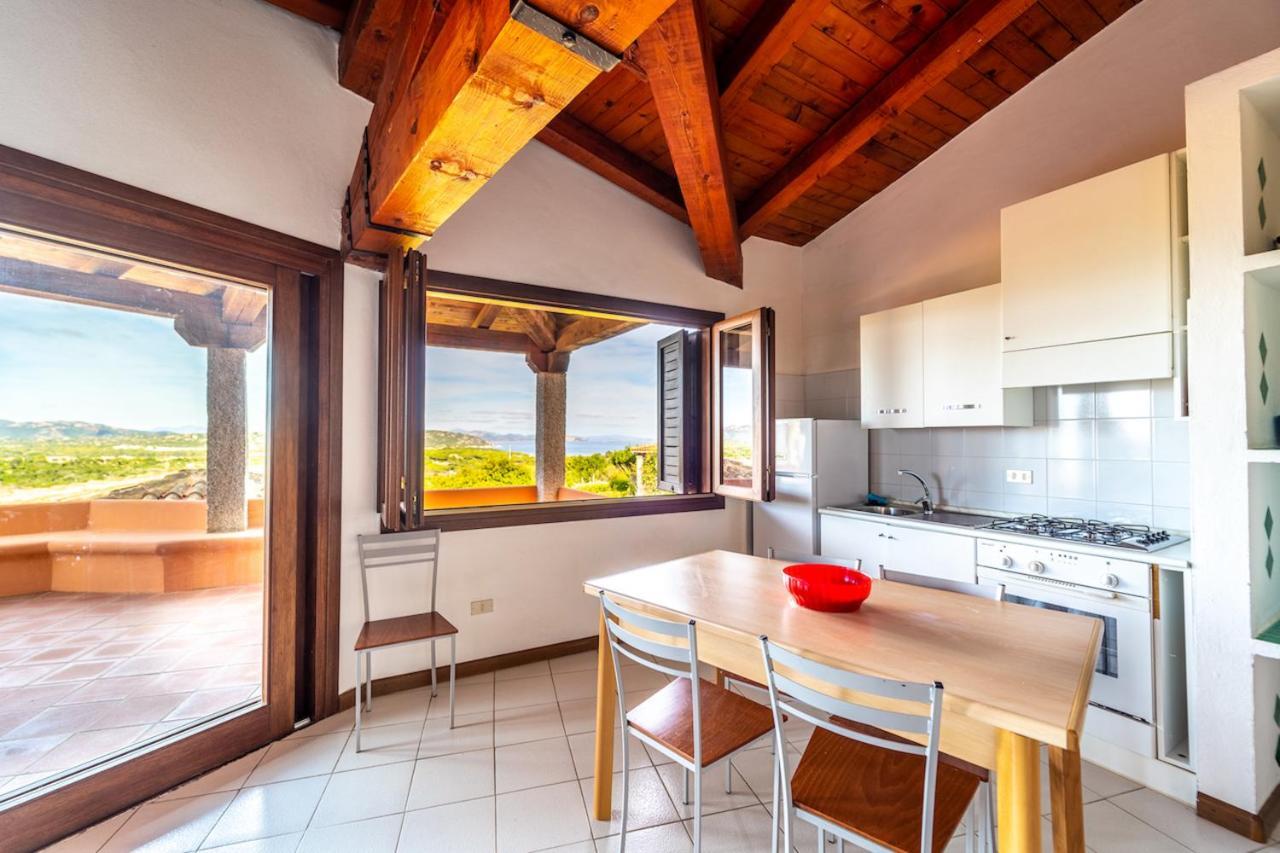 Iss Travel, Panoramic Coda Cavallo Cottages - 10 Km From San Teodoro San Teodoro  Exterior photo